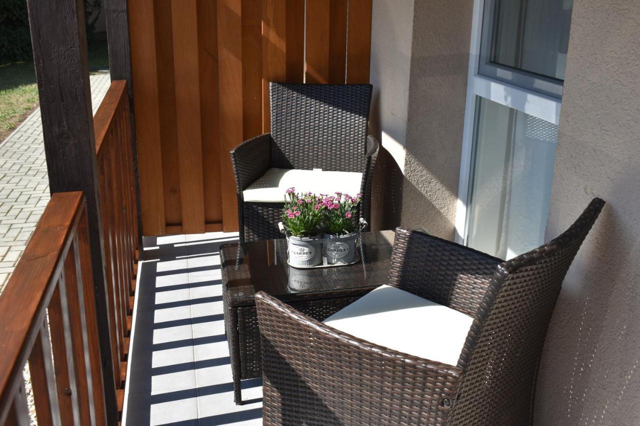 Lívia Apartman Hévíz Extérieur photo